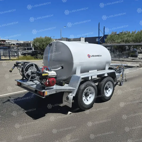 Australian-made Liquimech fire fighting trailer for bushfire protection