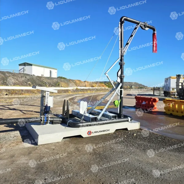 Foldable Liquimech HDPE standpipe for single-person deployment