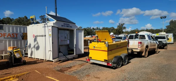 Fuel level monitoring system on diesel storage tank, real-time data for accurate fuel management.