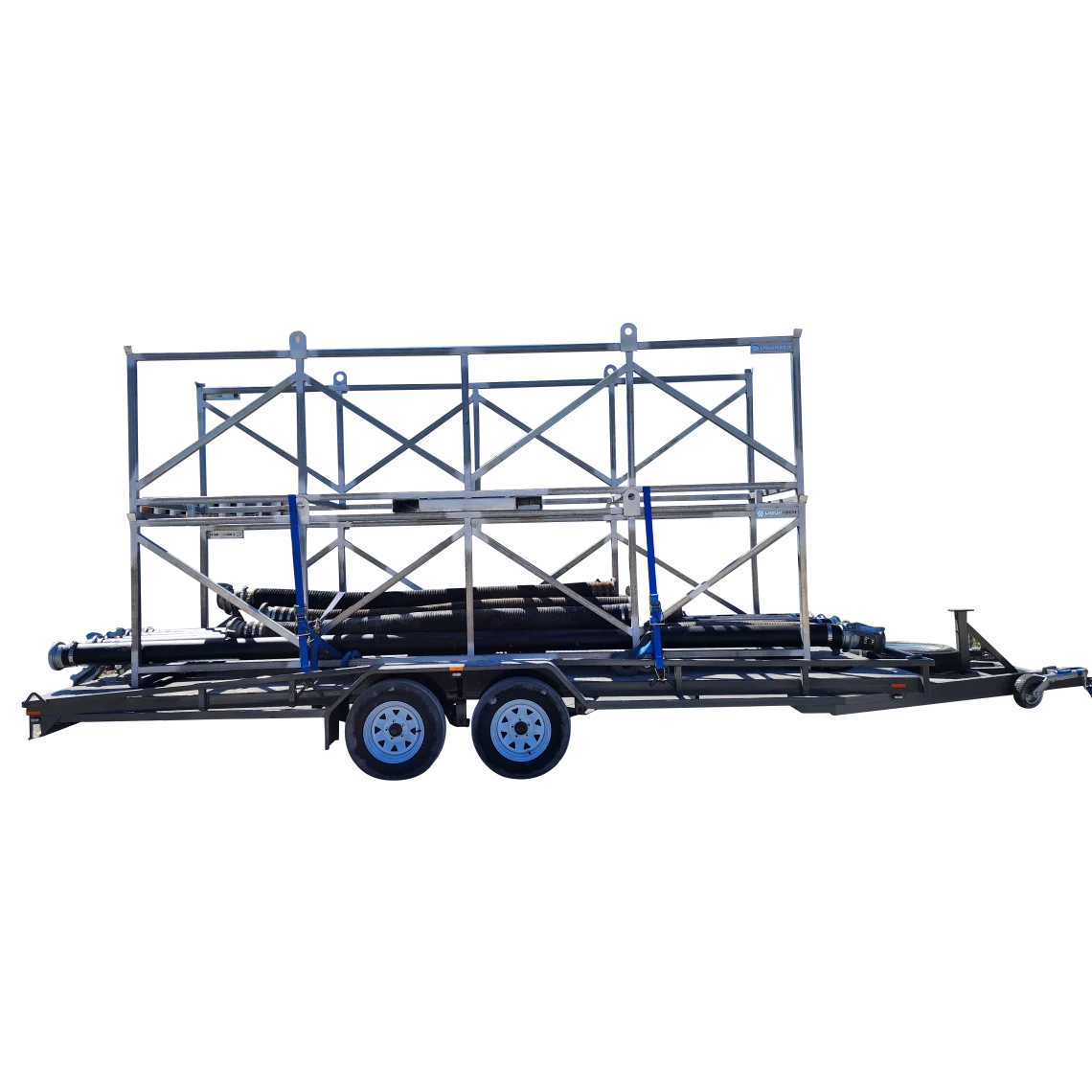 Heavy-duty pipe transport racks with forklift-compatible design