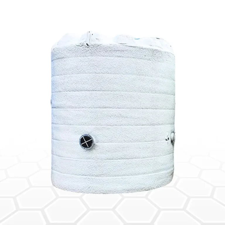 Industrial insulated tank designed to maintain liquid temperature in harsh environments