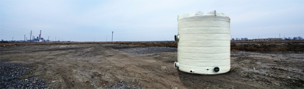 Industrial tank insulation system for temperature-controlled liquid storage