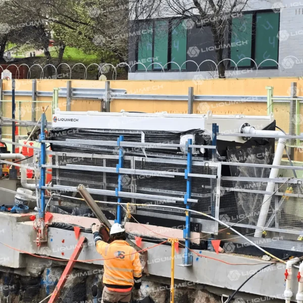 Liquimech Sediment tanks installed on construction site for dewatering operations
