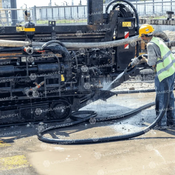 On-site Liquimech self-contained wash bay system for industrial vehicle maintenance and environmentally responsible water use