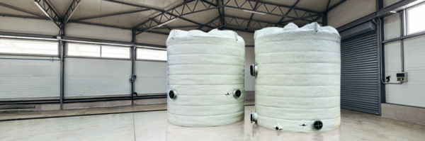 Polyurethane foam insulated tank for industrial liquid storage