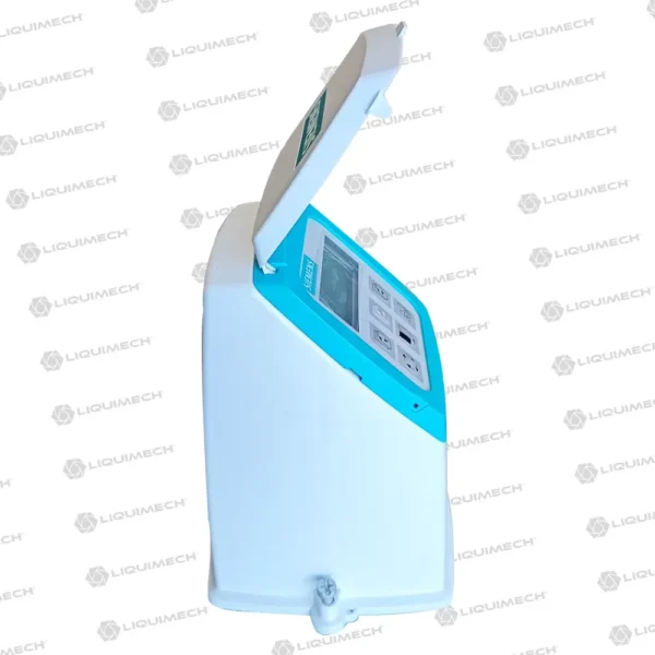 Siemens MAG 6000 electromagnetic flow meter with IP67NEMA 4X6 polyamide enclosure and integrated sun cover