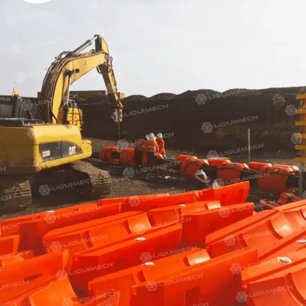 UV-stabilised Liquimech pipefloats suitable for long-term offshore use.